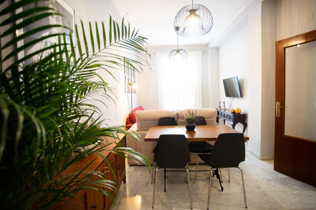 Wish Suite Torres De Sevilla Extérieur photo